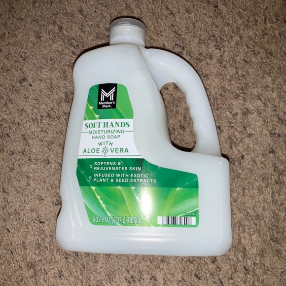 Member’s Mark Bath Members Mark Moisturizing Hand Soap Refill Aloe